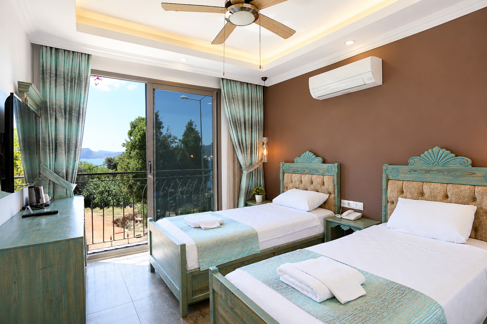 Payam Agora Hotel oda